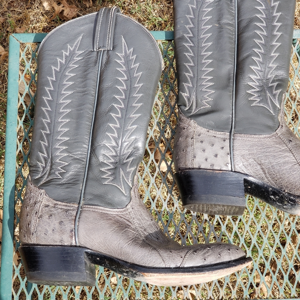 SOLD...WOMENS Vintage Tony Lama Cowboy Western heeled ostrich boots - Picture 6 of 9